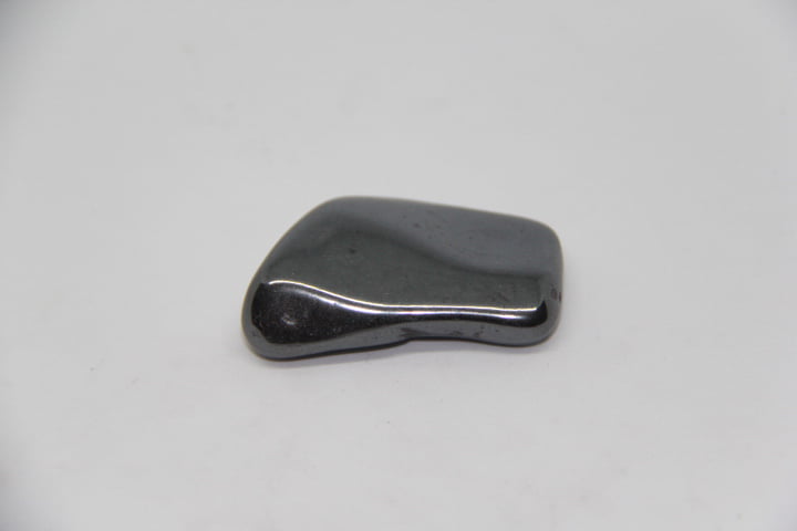 Pedra Hematita Rolada 4,5 a 5 cm - Helena Cristais  