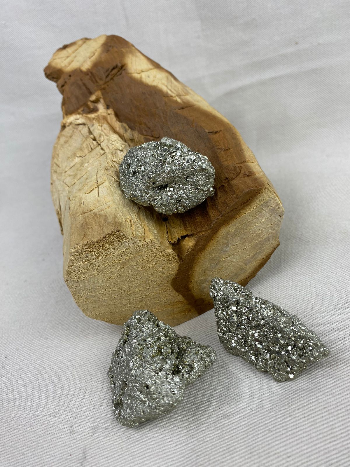 Pirita Bruta 40a50GR - HELENA CRISTAIS