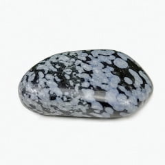 Pedra Obsidiana Floco de Neve Rolada 1,5×2,5cm - Helena Cristais  
