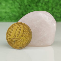 Pedra Quartzo Rosa Rolada 4,0×4,5cm - Helena Cristais  