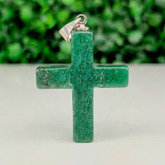 Pingente de Pedra Quartzo Verde Crucifixo - Helena Cristais  