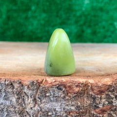Pedra Jade Oliva Rolada 2,5×3,5cm